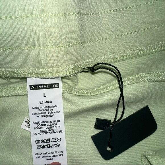 NEW Alphalete Essential Core Athletic Shorts lime green size large NWT - Picture 4 of 5